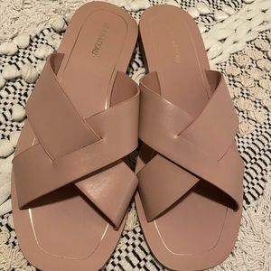Super cute sandal slides BRAND NEW**